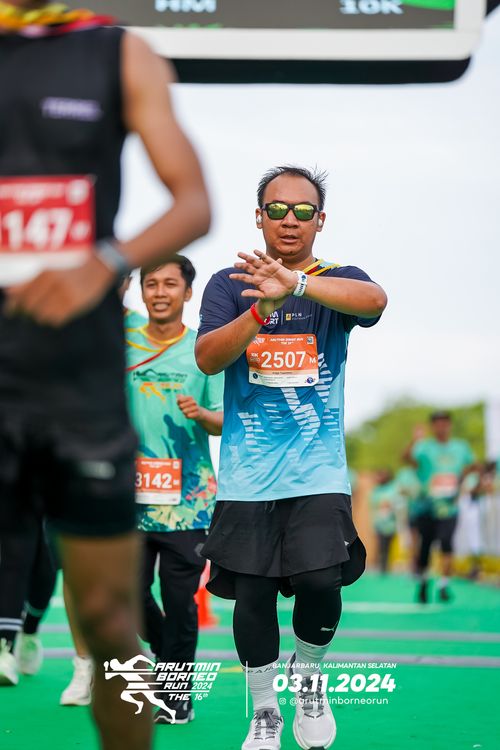 Race photo from Arutmin Borneo Run 2024