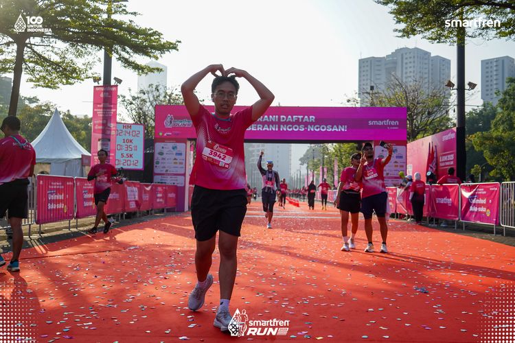 Race photo from Smartfren Run 2025 