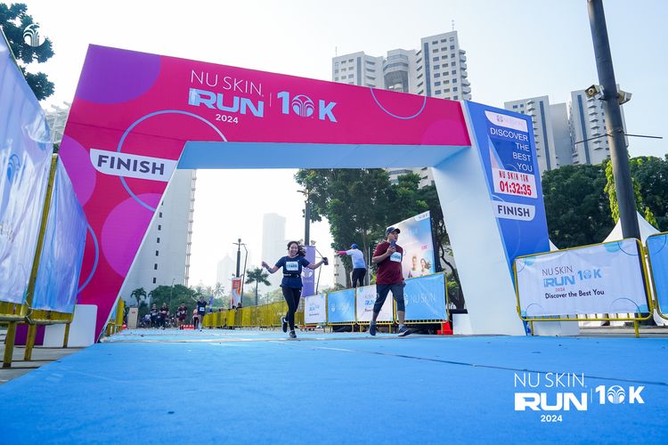 Race photo from Nu Skin Run 10K