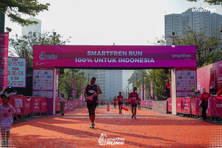 Race photo from Smartfren Run 2025 
