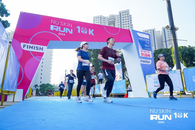 Race photo from Nu Skin Run 10K