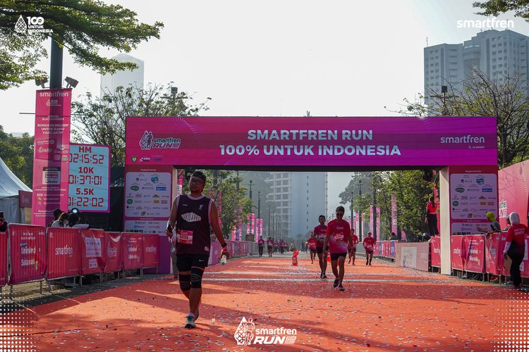 Race photo from Smartfren Run 2025 