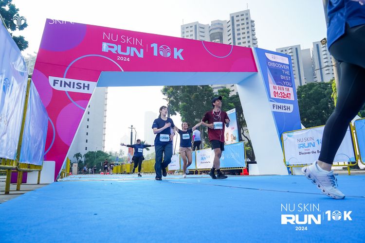 Race photo from Nu Skin Run 10K