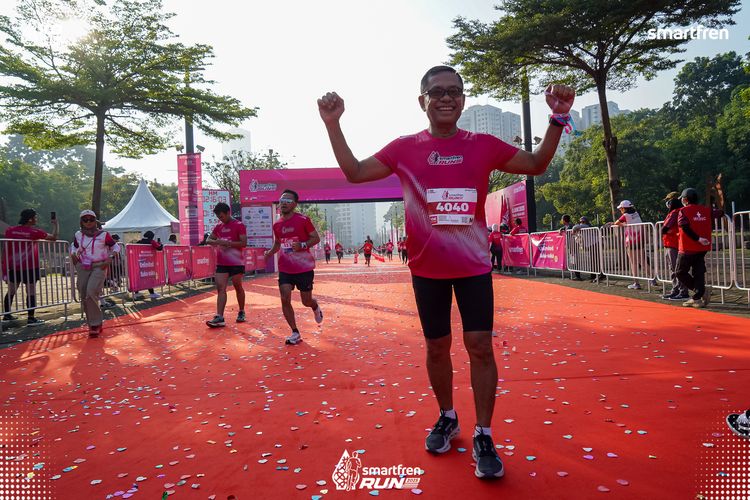 Race photo from Smartfren Run 2025 