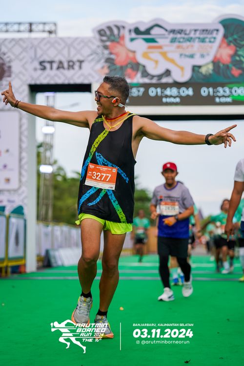 Race photo from Arutmin Borneo Run 2024