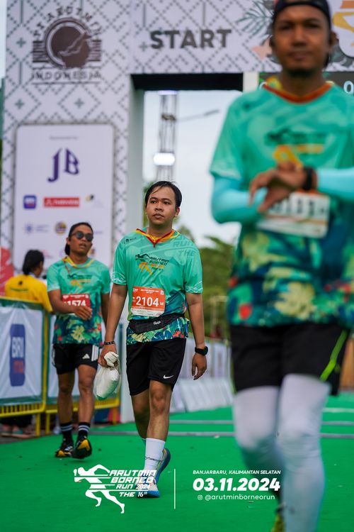 Race photo from Arutmin Borneo Run 2024