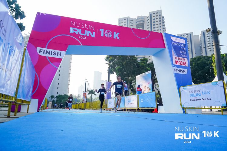 Race photo from Nu Skin Run 10K