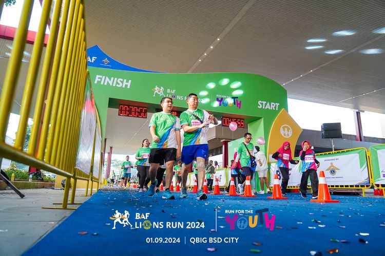 Race photo from BAF LIONS RUN 2024