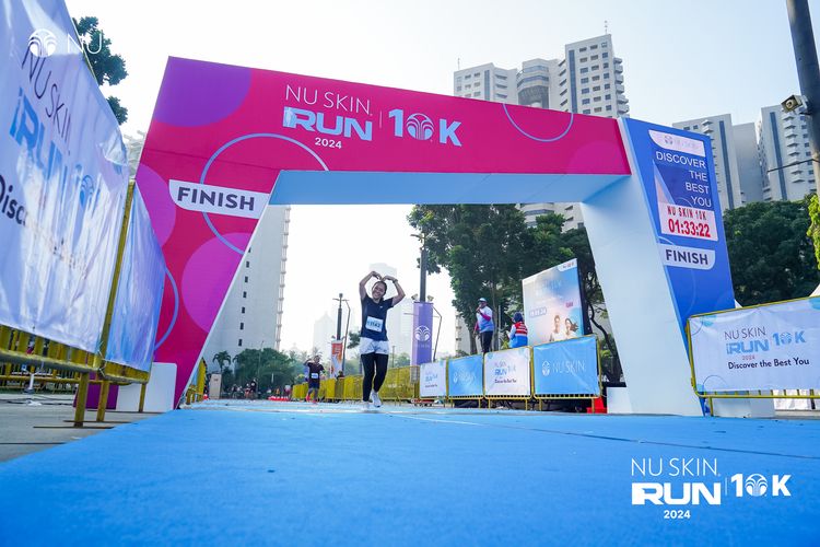 Race photo from Nu Skin Run 10K