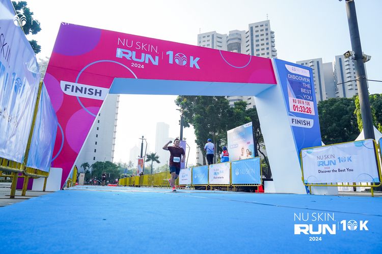 Race photo from Nu Skin Run 10K