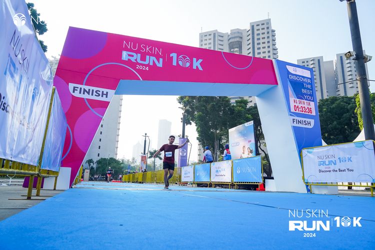 Race photo from Nu Skin Run 10K