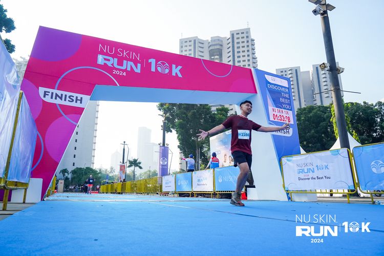 Race photo from Nu Skin Run 10K