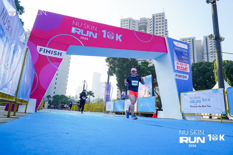 Race photo from Nu Skin Run 10K
