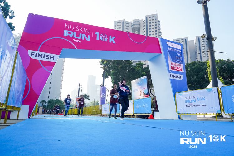 Race photo from Nu Skin Run 10K