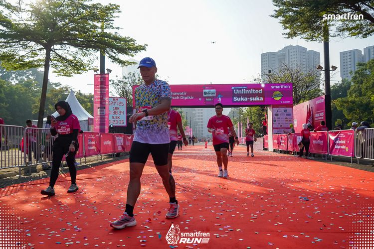 Race photo from Smartfren Run 2025 