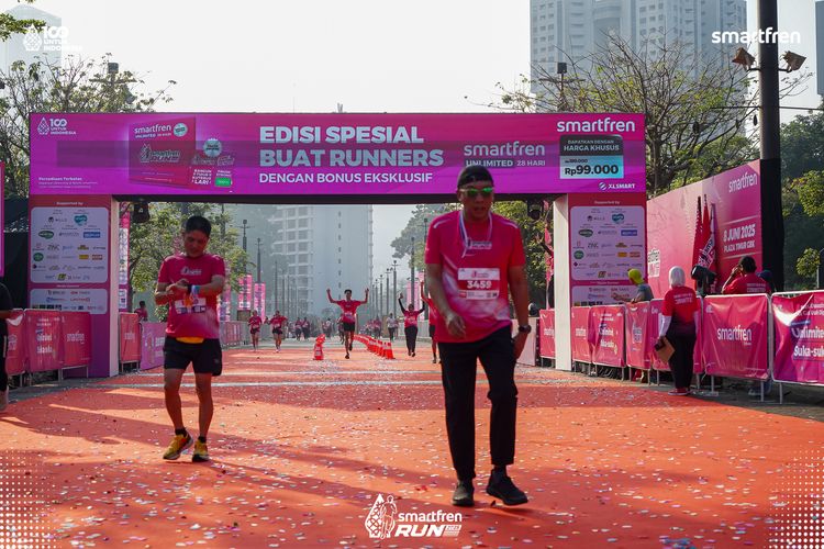 Race photo from Smartfren Run 2025 