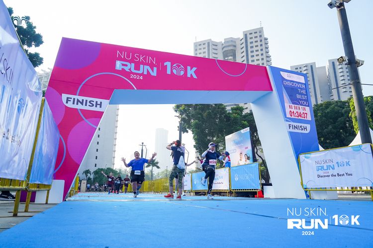 Race photo from Nu Skin Run 10K