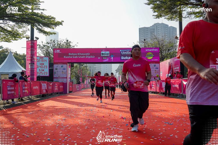 Race photo from Smartfren Run 2025 