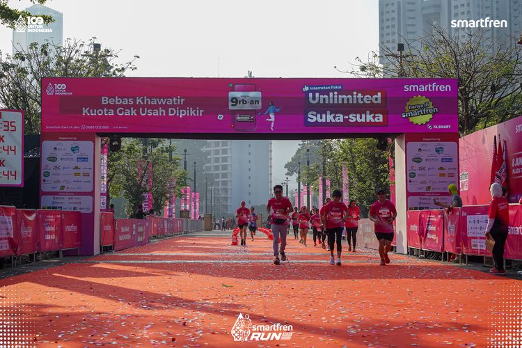 Race photo from Smartfren Run 2025 
