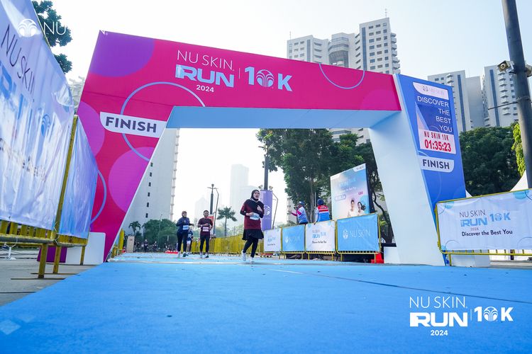 Race photo from Nu Skin Run 10K