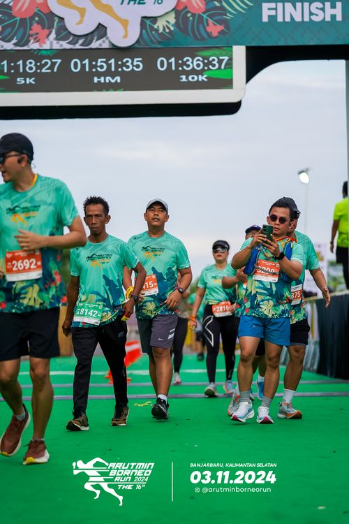 Race photo from Arutmin Borneo Run 2024