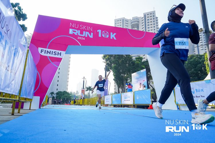 Race photo from Nu Skin Run 10K