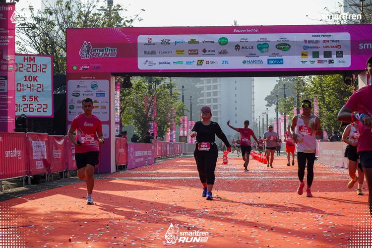 Race photo from Smartfren Run 2025 