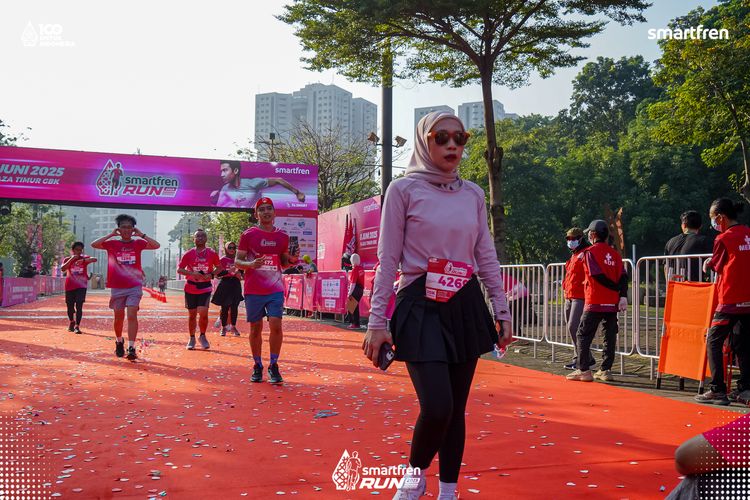Race photo from Smartfren Run 2025 