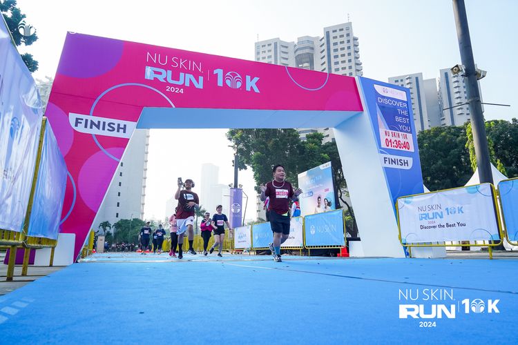 Race photo from Nu Skin Run 10K