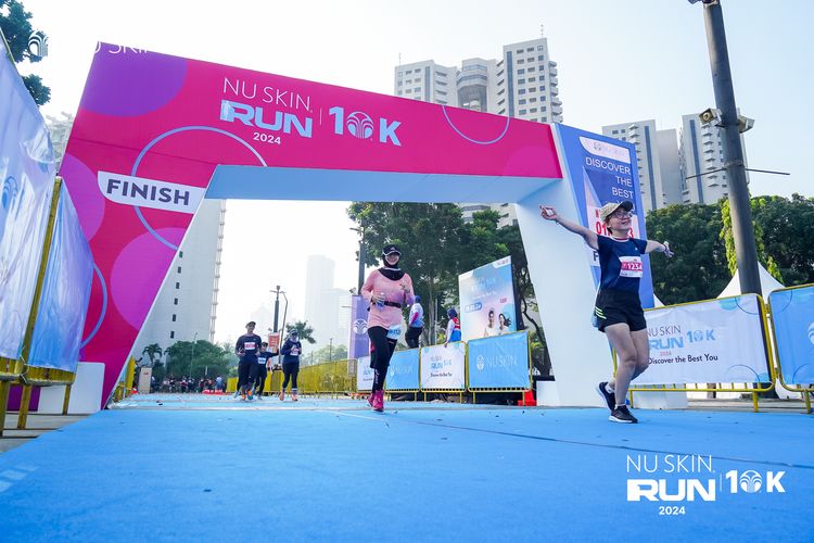 Race photo from Nu Skin Run 10K