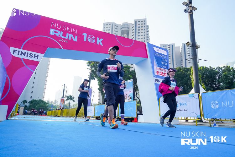 Race photo from Nu Skin Run 10K