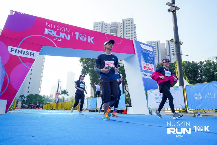 Race photo from Nu Skin Run 10K