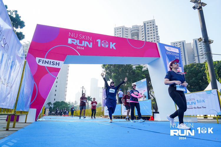 Race photo from Nu Skin Run 10K