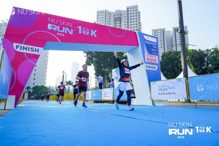 Race photo from Nu Skin Run 10K
