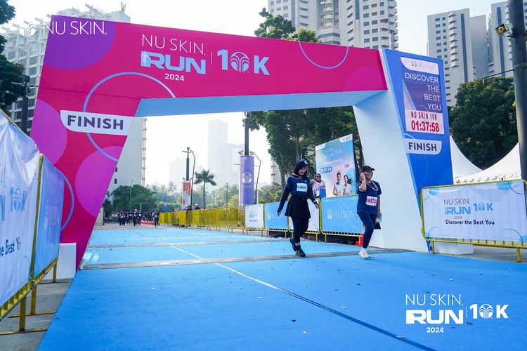 Race photo from Nu Skin Run 10K
