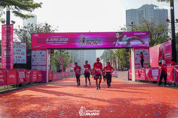 Race photo from Smartfren Run 2025 