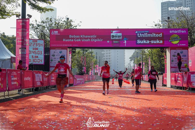 Race photo from Smartfren Run 2025 