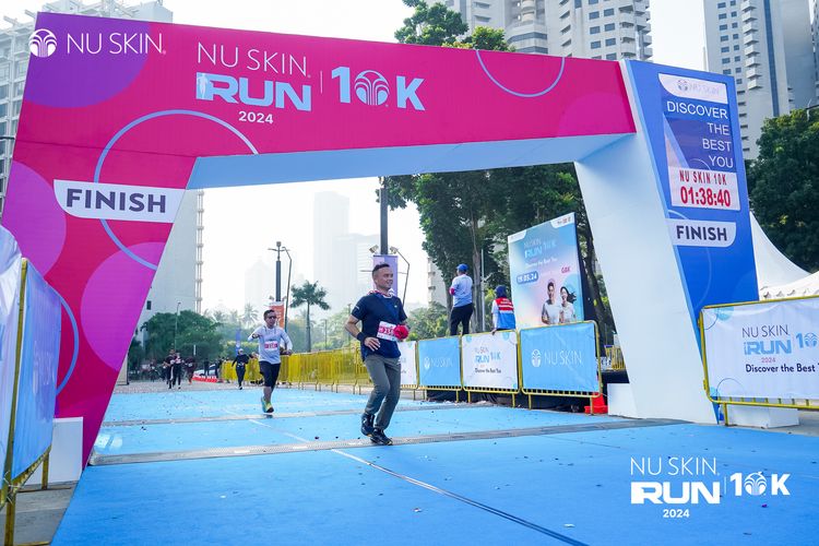 Race photo from Nu Skin Run 10K