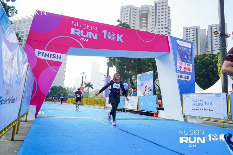 Race photo from Nu Skin Run 10K
