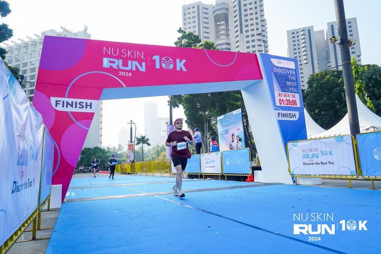 Race photo from Nu Skin Run 10K