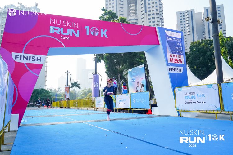 Race photo from Nu Skin Run 10K