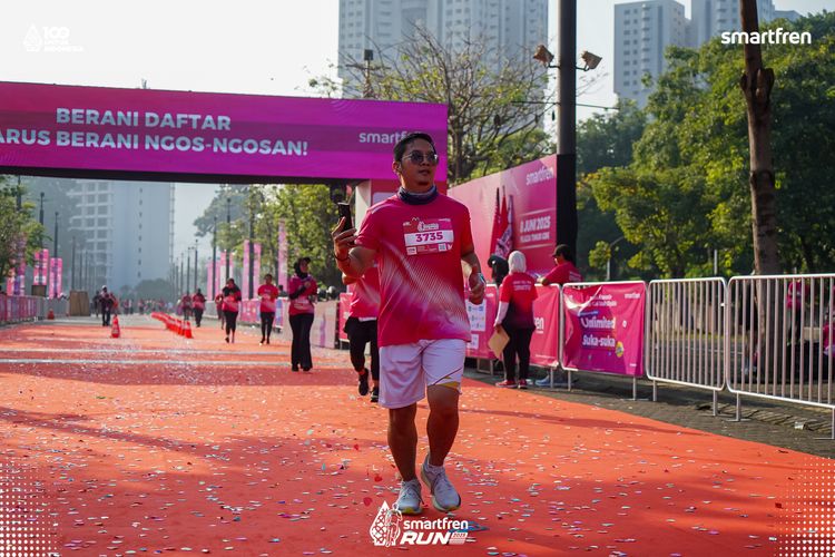 Race photo from Smartfren Run 2025 