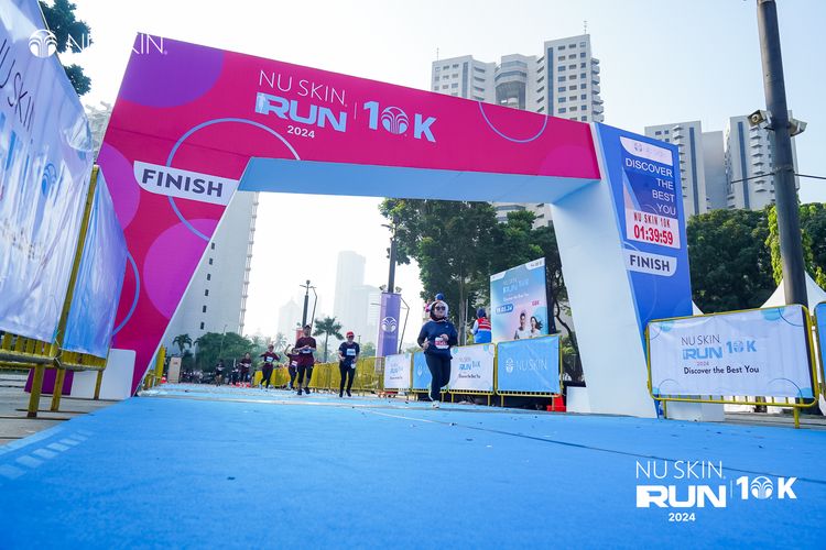 Race photo from Nu Skin Run 10K
