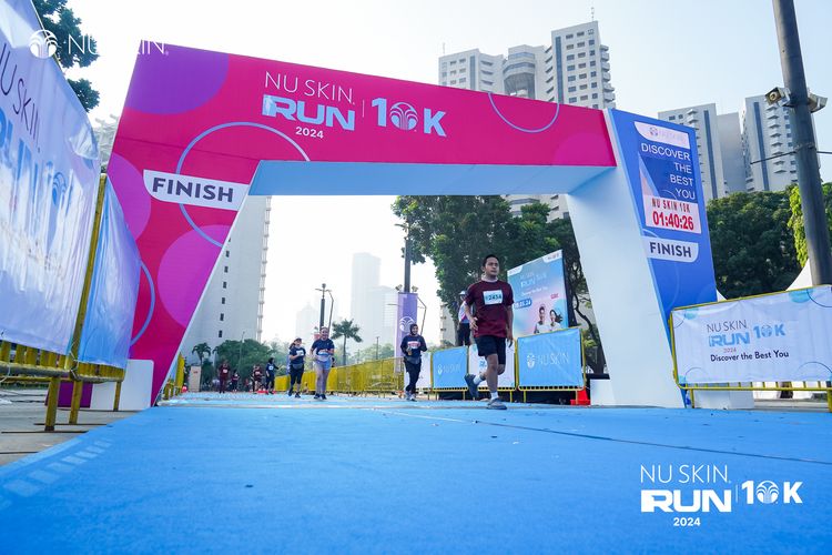 Race photo from Nu Skin Run 10K