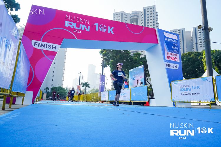 Race photo from Nu Skin Run 10K