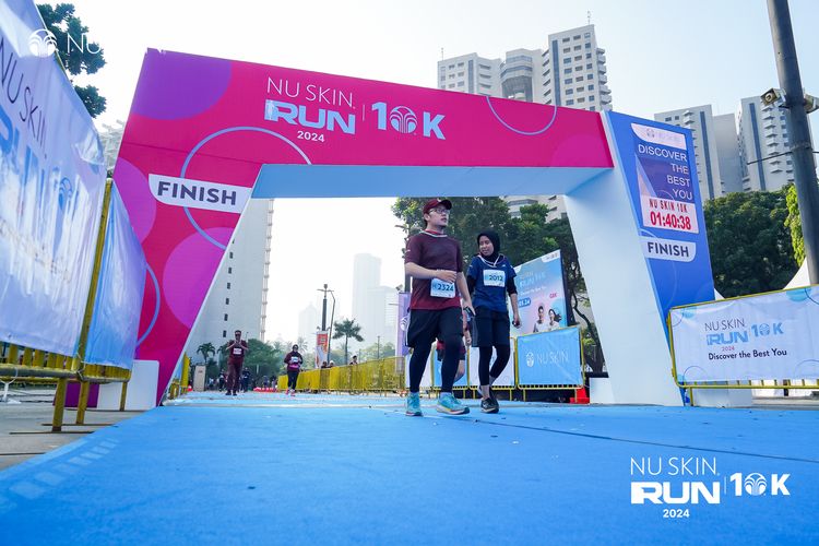 Race photo from Nu Skin Run 10K