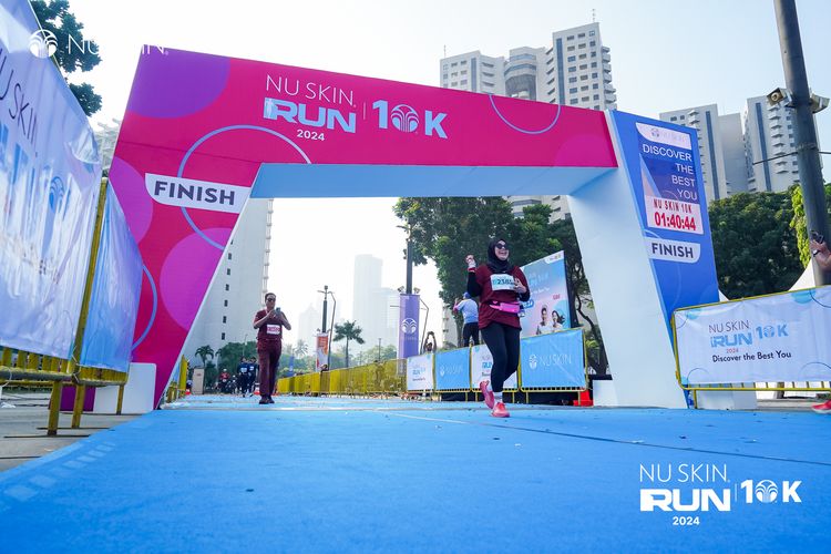 Race photo from Nu Skin Run 10K