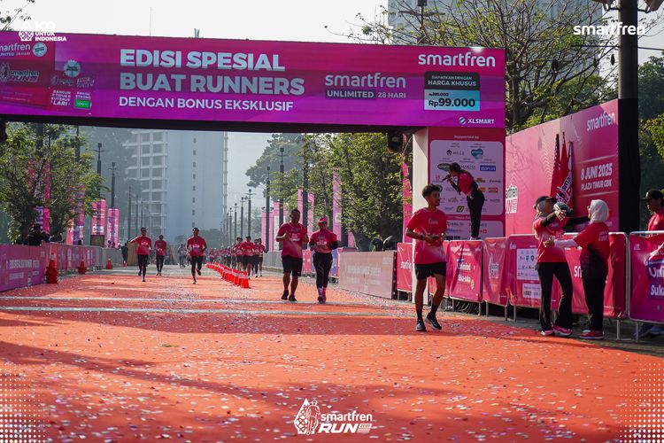 Race photo from Smartfren Run 2025 