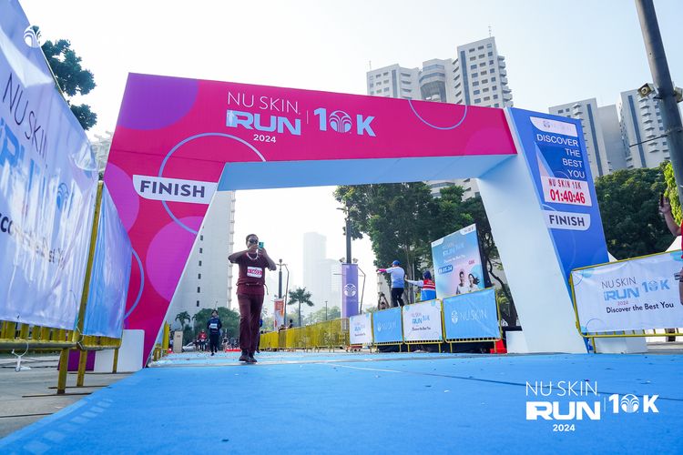 Race photo from Nu Skin Run 10K