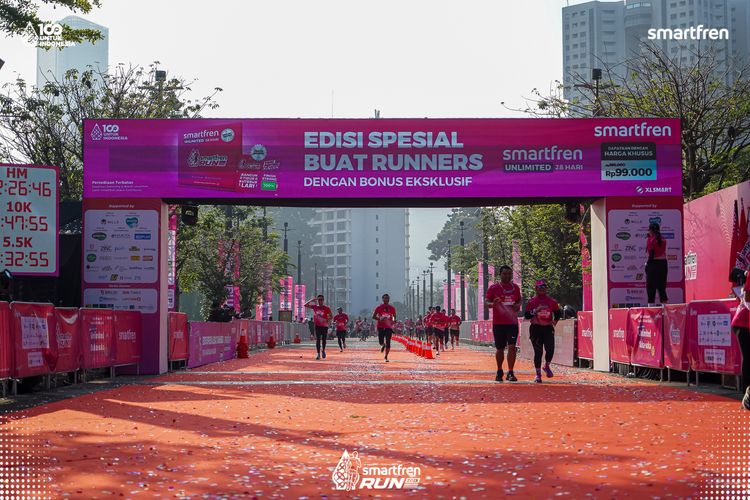 Race photo from Smartfren Run 2025 